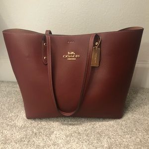 Coach Town Tote Bag; Wine Color